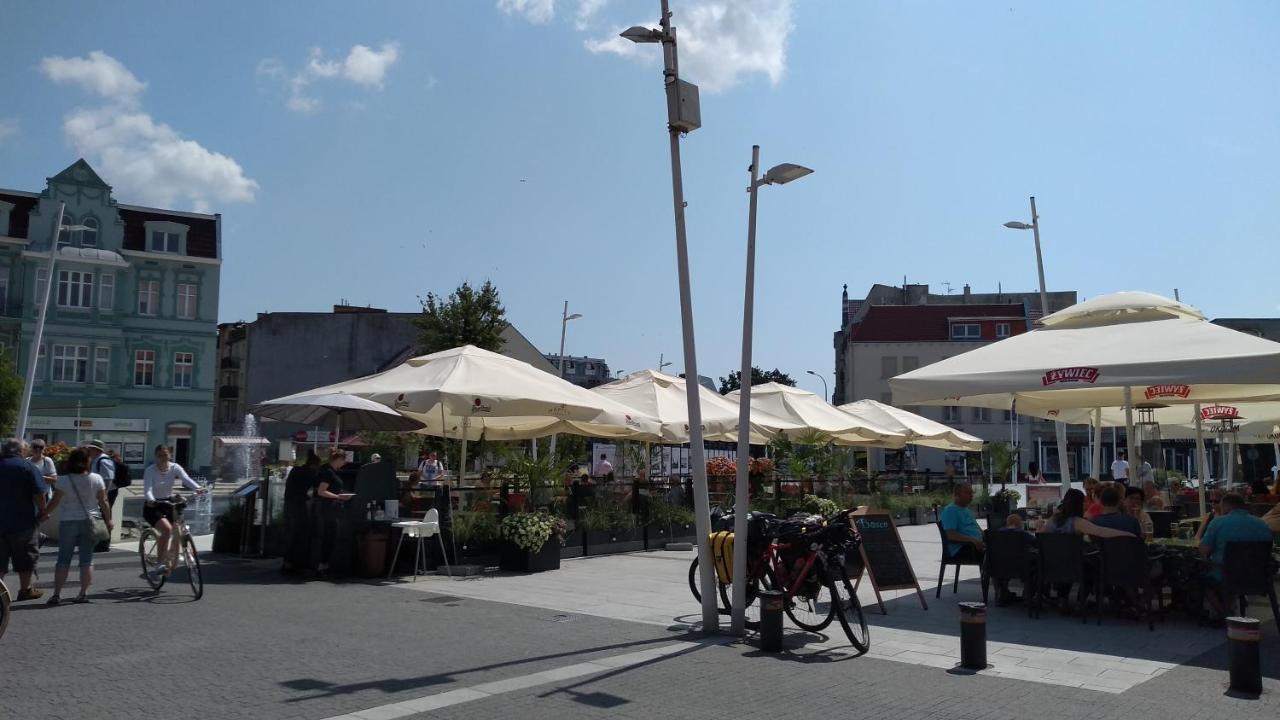 Plac Slowianski 10 斯维诺乌伊希切 外观 照片