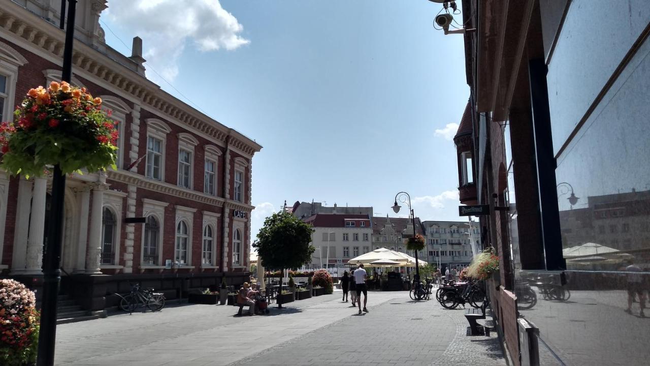 Plac Slowianski 10 斯维诺乌伊希切 外观 照片